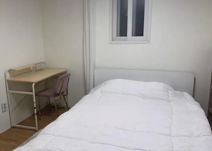 Itaewon Cozy , For Non-korean Nationals Only * 首爾