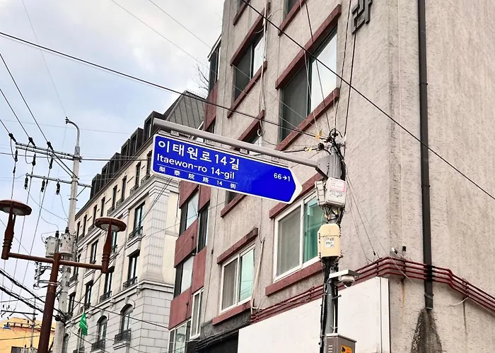 Itaewon Cozy , For Non-korean Nationals Only 首爾